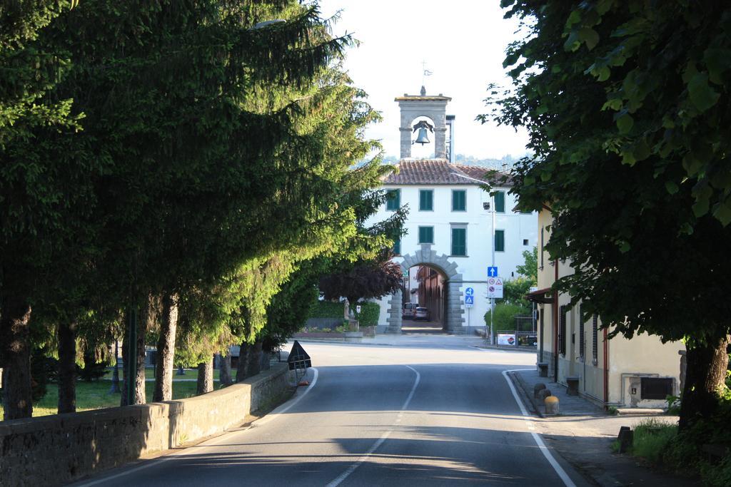 Albergo Ristorante La Rocca フィレンツオーラ エクステリア 写真