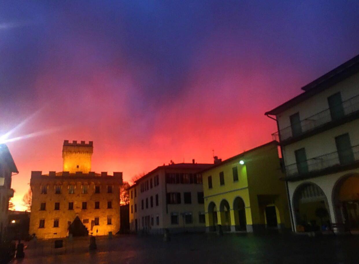 Albergo Ristorante La Rocca フィレンツオーラ エクステリア 写真